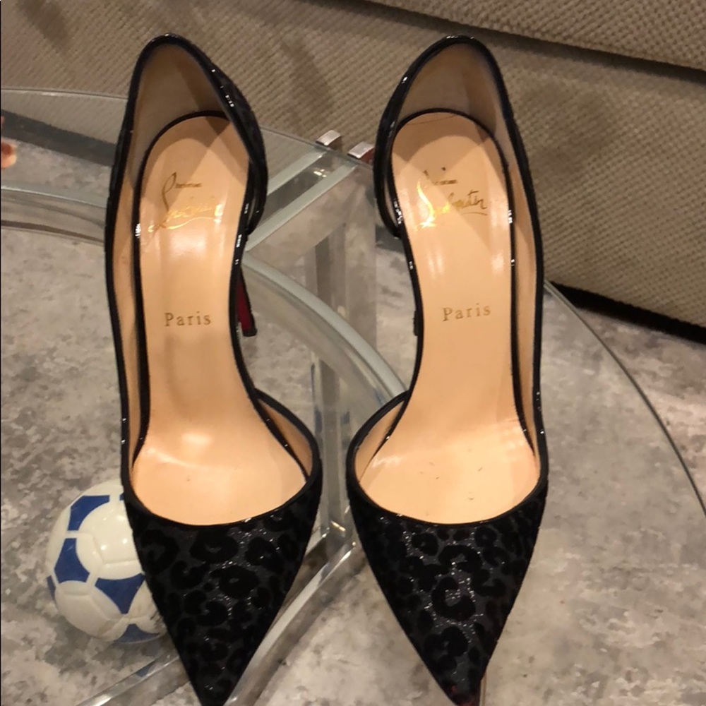 Iriza Christian louboutins in a 37.5 - Picture 2 of 2